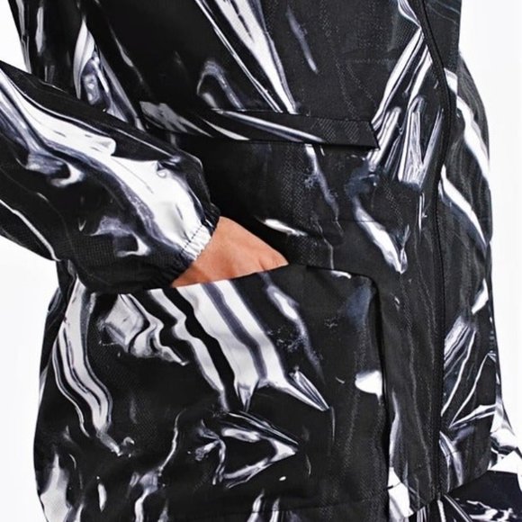 Nike Shield Full-Zip Running Jacket Hood Ghost Flash Reflective Extra-Large $150 - Picture 9 of 12